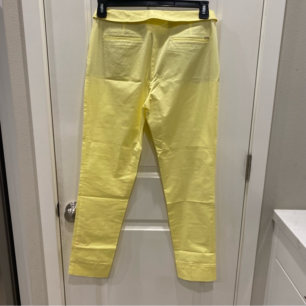 Massimo Dutti Cropped Yellow Pants - Picture 2 of 8